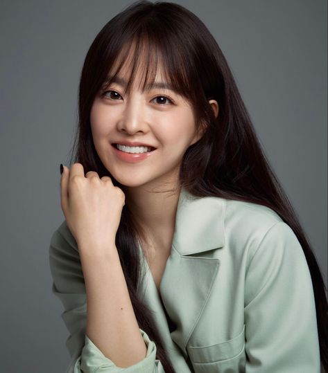 Park Bo Young, Female Actresses, Woo Young, Korean Actresses, Young Fashion, Korean Celebrities, Kdrama Actors, Korean Actress, Korean Actors