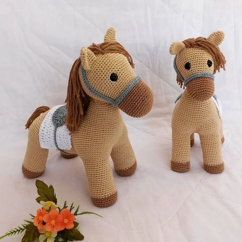 Diy Finger Knitting, Crochet Horse, Free Scarf, Crochet Amigurumi Free Patterns, Finger Knitting, Horse Pattern, Free Amigurumi Patterns, Crochet Patterns Free Blanket, Crochet Bag Pattern