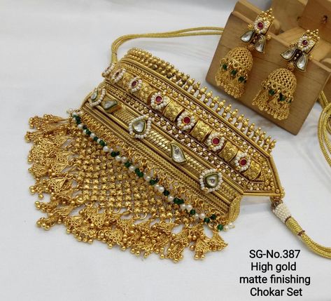 Rajasthani Gold Jewellery Designs, Rajasthani Jwellary Design, Rajputi Choker Necklace, Rajasthani Aad Design Gold, Tevta Jewellery, Aad Designs Rajputi, Rajputi Aad Design Gold, 3 Tola Gold Set Design, Jodha Ring Design Gold