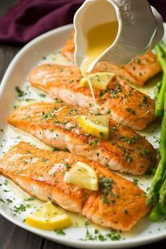 Lemon Salmon Recipes, Fried Salmon Recipes, Garlic Lemon Butter Sauce, Salmon Recipe Pan, Seared Salmon Recipes, Best Salmon Recipe, Salmon Recipes Pan Seared, Tilapia Fish Recipes, Fish Recipes Baked