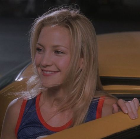 how to lose a guy in 10 days • kate hudson Kate Hudson 90s, Andie Anderson, Scene Gifs, Rom Coms, Film Icon, The Lucky One, Gwen Stacy, Kate Hudson, Iconic Movies