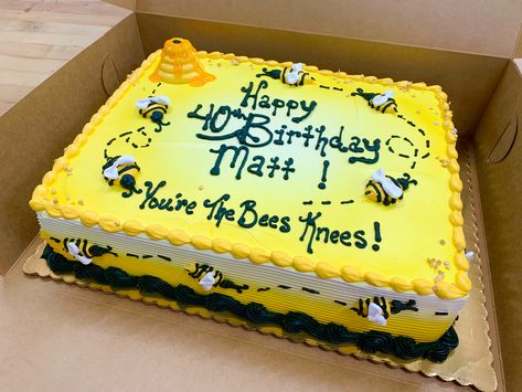 Bee Sheet Cake Ideas, Bumble Bee Sheet Cake, Bee Sheet Cake, Bee Baby Shower Cake, 3rd Pregnancy, Square Cake Design, Bee Birthday Cake, Half Sheet Cake, Bee Cake