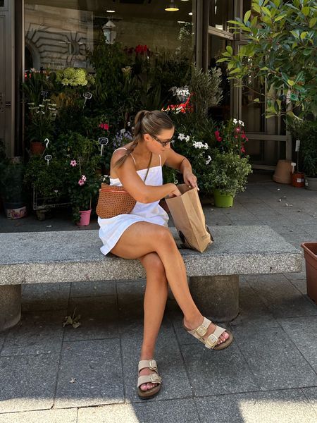 Arizona Big Buckle Sandals curated on LTK Summer Birkenstock Outfit, Clogs Outfit Ideas, Birkenstock Summer Outfit, Arizona Birkenstock Outfit, Birkenstock Arizona Outfit, Birkenstock Outfit Summer, Clog Outfits, Birkenstock Boston Outfit, Birks Outfit