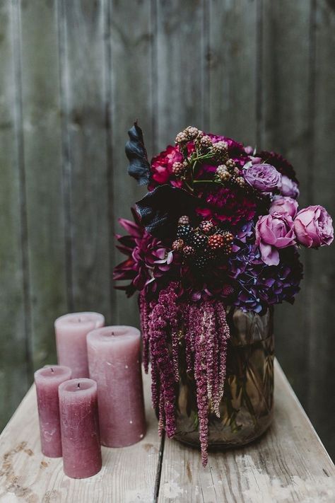 Ftd Flowers, Wedding Themes Summer, Jewel Tone Wedding, Wedding Themes Fall, Dark Wedding, Moody Wedding, Deco Floral, Gothic Wedding, Halloween Wedding