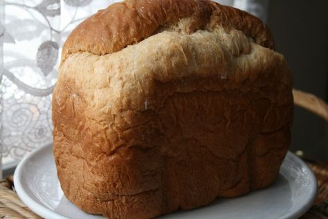 Hokkaido Milk Bread (Bread Machine) – Dear Juneberry… Milk Bread Bread Machine, Bread By Hand, White Bread Machine Recipes, Milk Bread Rolls, Zojirushi Bread Machine, Bread Machine Rolls, Bread Bread Machine, Hokkaido Milk Bread, Bread Machine Recipe