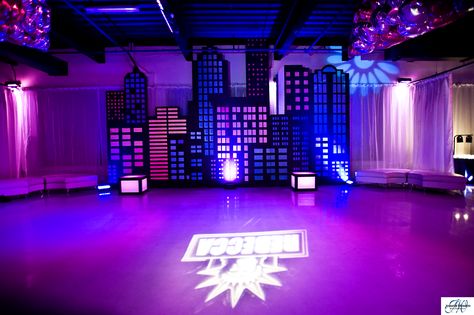 New York Themed Mitzvah | Heaven Event Center Night In The City Prom Theme, City Lights Prom Theme, City Lights Dance Theme, Bright Lights Big City Theme Prom, New York Theme Party, B’nai Mitzvah Ideas, New York Party, City Backdrop, New York Theme