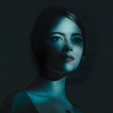 Movie Stills Portrait, Mia Lalaland, Mia Dolan La La Land, Emma Stone Aesthetic, Emma Stone La La Land, Actress Edits, Mia Dolan, Here's To The Fools Who Dream, Disney Cruella