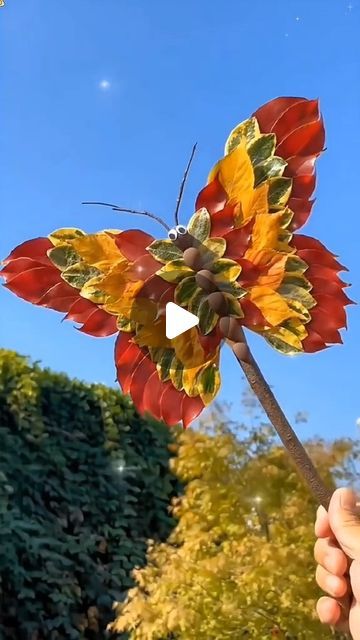 Handmade Butterfly, Leaf Crafts, Butterfly Crafts, Fall Crafts Diy, Autumn Crafts, Fall Crafts For Kids, Childrens Crafts, Paper Crafts Diy Kids, Nature Crafts