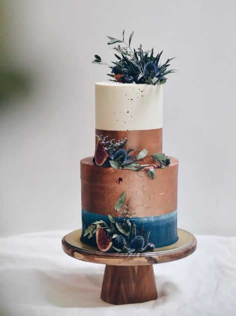 Navy Buttercream, Copper Navy Wedding, Navy Blue Buttercream, Copper Wedding Cake, Copper Wedding Theme, Copper Wedding Colors, Navy Cake, Navy Cakes, Wedding Cake Navy