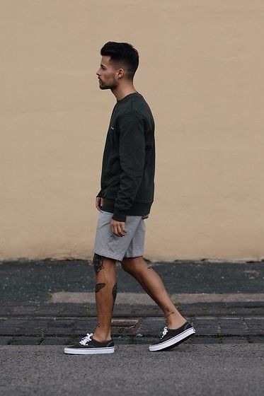 Vans Summer Outfit Men, Man Vans Outfit, Vans Outfit For Men, Vans Outfit Men Shorts, Vans Shorts Outfit, Vans Sneakers Outfit Men, Mens Short Outfits, Men Vans Outfit, Mens Vans Shoes Outfit