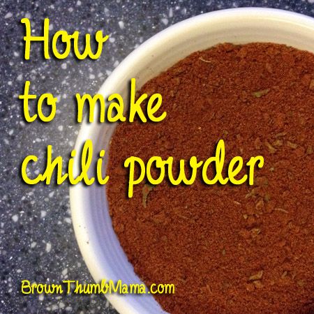 How to Make Chili Powder: BrownThumbMama.com Chili Tacos, Chili Powder Recipe, Homemade Chili Powder, Homemade Taco Seasoning Mix, Taco Seasoning Mix, How To Make Chili, Diy Mixes, Homemade Spice Mix, Dry Mixes