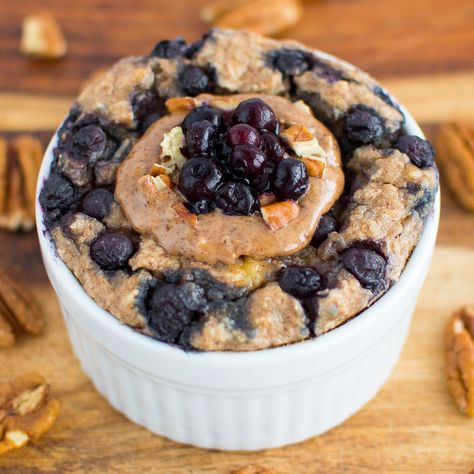 Muffins Half Baked Harvest, Blueberry Muffin Baked Oats, Healthy Blueberry Muffins, Protein Baking, Blueberry Oat, Lovely Kitchen, Baked Oatmeal Recipes, Oat Muffins, Blueberry Breakfast