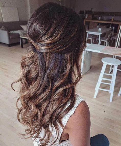 39 Gorgeous Half Up Half Down Hairstyles #longhairstyles #halfuphalfdownhair  #noheathairstyles #braids #braided #weddinghair #weddinghairstyle #summerhairstyles #weddinghairstyles Bridesmaid Hairstyles Thinning Hair, Hair For Wedding Bride Half Up Half Down, Classic Half Up Half Down Wedding Hair, Easy Formal Hairstyles, Mob Dress, Themes Wedding, Colors Wedding, Wedding Hair Down, Penteado Cabelo Curto