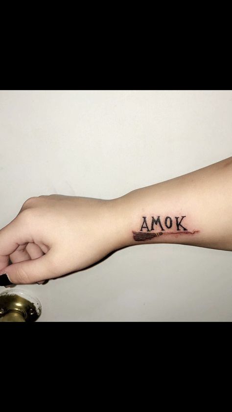 Amok, Hocus Pocus tattoo Sanderson Sister Tattoo Ideas, Hocus Pocus Tattoo Sisters, Hocus Pocus Book Tattoo, Hocus Pocus Inspired Tattoos, Sanderson Sisters Tattoo, Hocus Pocus Best Friend Tattoos, Tattoo Ideas Female Halloween, Hocus Pocus Sleeve Tattoo, Salem Tattoo Ideas