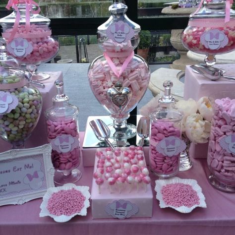 Minnie Mouse Candy Table, Pink Candy Buffet, Wedding Candy Table, Minnie Mouse Birthday Theme, Buffet Dessert, Pink Sweets, Candy Buffet Wedding, Minnie Mouse Baby Shower, Candy Bar Wedding