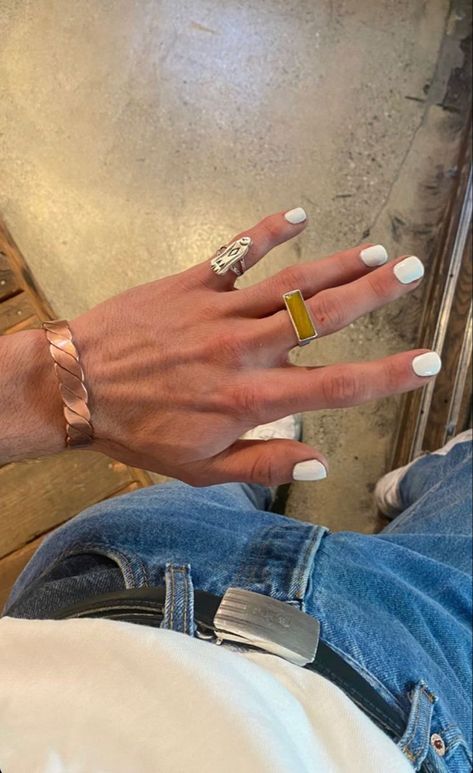 Mens stylishsmart fitWhite painted nails complimented by two rings and a copper bracelet found on delwatergap’s storya music artist Mens Manicure, Men Nail Polish, Hand Jewellery, Minimal Nails Art, White Manicure, Band Nails, Mens Nails, Art Guide, Smart Fit