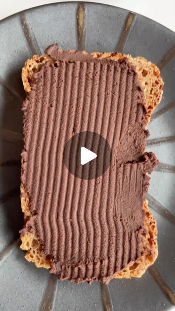 Chickpeas Nutella, Dessert With Chickpeas, Chickpea Nutella, Chickpea Nutella Recipe, Chickpea Desserts, Chickpea Chocolate Spread, Recipes With Dates, Chickpeas Recipe, Chickpeas