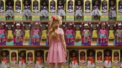 Chris Buck reverses race in images of American women Moving Photos, Photo Series, Black Doll, Photo Essay, Oprah Winfrey, American Women, Black Lives, Gatsby, Black Lives Matter