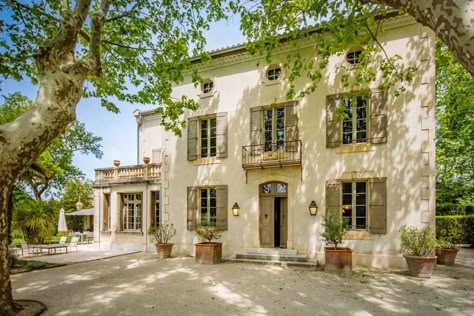 Provence House, Industrial Country, French Villa, Houses In France, French Property, Provence France, French Countryside, French Country House, Stone Houses