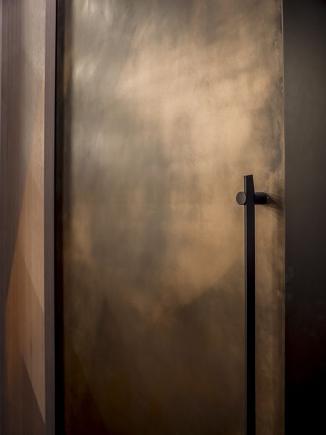 HOOG.design – Exclusive living inspirationGrezzo metal:oxidized bronze - Metal Sliding Door, Modern Exterior Doors, Bronze Kitchen, Patina Metal, Bronze Bathroom, Dream Kitchens Design, Interior Design Sketches, Loft Decor, Casa Exterior