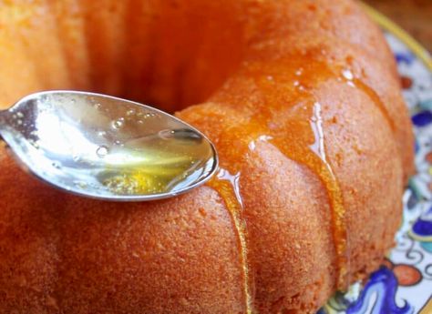 Delicious Orange Cake, Moist Orange Cake, Whole Orange Cake, Citrus Punch, Italian Christmas Recipes, Cuisinart Food Processor, Fresh Orange Juice, Orange Cake Recipe, Italian Cake