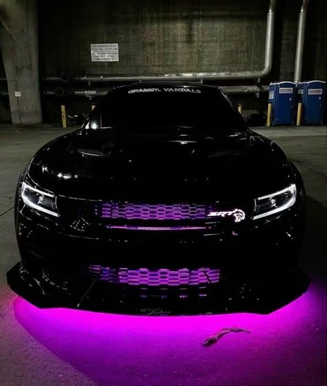 Dodge Charger Hellcat, Dodge Charger Srt, Purple Car, Dodge Muscle Cars, Hellcat Challenger, Pimped Out Cars, Dream Cars Jeep, Classy Cars, Super Luxury Cars