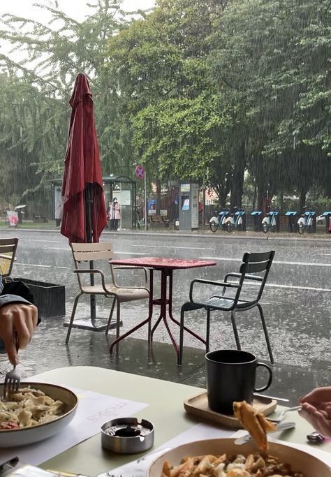 Rain And Coffee, Coffee Vibes, I Love Rain, Dream Future, Living In Paris, Classy Photography, Summer Memories, Beautiful Landscape Wallpaper, When It Rains