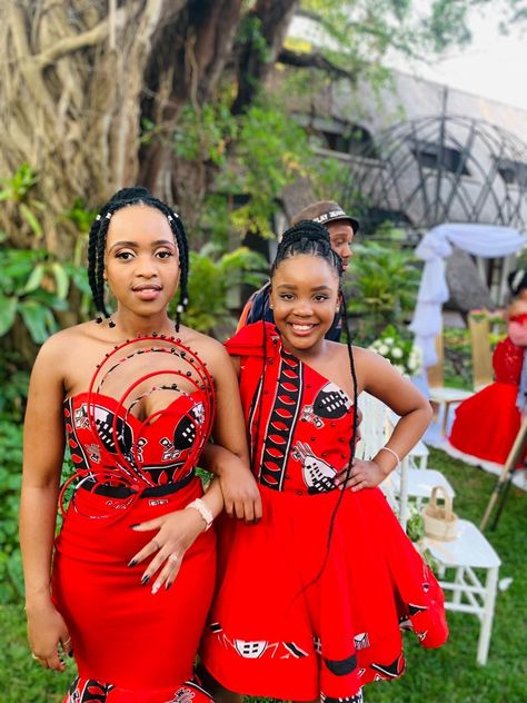 Traditional Dresses Swati, Swazi Wedding Dress, Traditional Suits Men, Dress Designs Traditional, Zimbabwean Traditional Wear, Swazi Traditional Attire Women, Swati Dresses, Modern Zulu Traditional Wedding Dresses, Swati Wedding Dresses