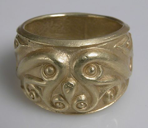 Celtic Ring, 4th-5th Century BC. Ancient Rings, Celtic Clothing, Ancient Jewels, The Celts, Ancient Celts, Celtic Ring, Ancient Jewellery, Celtic Culture, Historical Jewellery