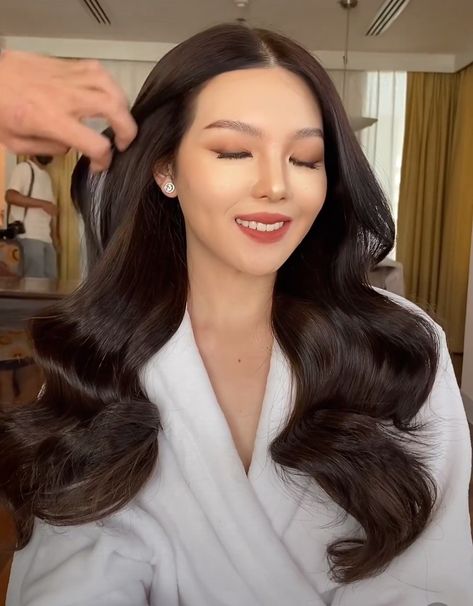 Wedding hair inspiration. Asian hair Thai stylist Thai Hair Styles Wedding, Bridal Hairstyles Asian Hair, Asian Bridal Hair Down, Asian Curled Hair, Bridal Hairstyles Asian, Wedding Hairstyles For Long Hair Asian, Thai Wedding Hairstyles, Wedding Hair Down Asian, Asian Wedding Hair Down