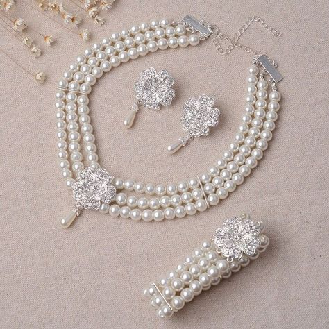 1920s Necklace Bracelet Earings Set Vintage Bridal Great Gatsby Flapper gangster ladies 1920s Necklace, Dance Necklace, Pearl Bridal Jewelry, Pearl Necklace Earrings, Pearl Jewelry Sets, Prom Jewelry, Bracelet Earring Set, Pearl Set, Faux Pearl Necklace