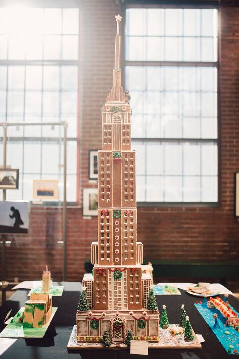 Gingerbread Inspiration, Do You Know The Muffin Man, New York City Buildings, New York Buildings, Cookie House, Muffin Man, The Empire State Building, Gingerbread Cake, Christmas Gingerbread House