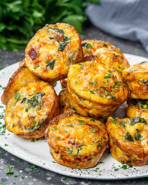 Delicious & easy Egg Muffins - perfect for a quick, protein-packed breakfast or snack. Learn to make fluffy, customizable muffins today! #eggmuffins #breakfast #recipe Easy Egg Muffins, Keto Egg Muffins, Sausage And Veggies, Breakfast Egg Muffins, Casserole Healthy, Egg Muffins Recipe, Egg Muffins Breakfast, Jo Cooks, Keto Diet Breakfast