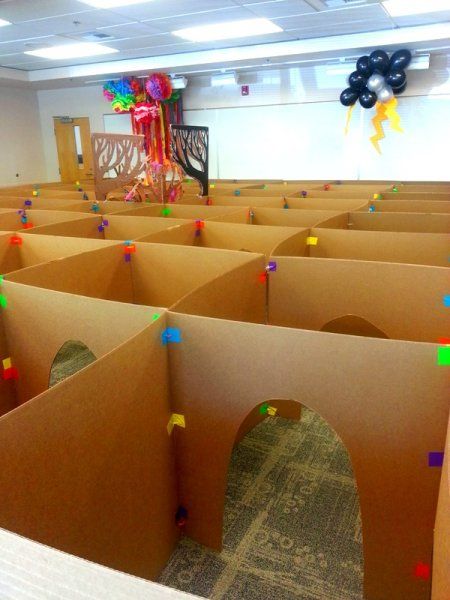 Giant cardboard maze. I would do this for my kids and make the path mimic the Lost Woods from OOT. Maybe Skull Kid would make and appearance... Cardboard Maze, Painted Chair, Art Rock, E Card, Future Kids, Craft Activities, Projects For Kids, Kids Crafts, Kids Design