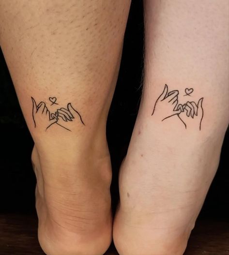 Matching Couple Tattoo Designs, valentines day tattoo design, love tattoo design, small tattoo design, meaningful tattoo design, female tattoo design ideas, couple tattoo ideas, hand tattoo, tattoo ideas fem, creative tattoo, minimalist tattoo, match tattoo, finger tattoo, fine line tattoo, simple tattoo, aesthetic tattoo, #coupletattoo #femtattoo #matchtattoo #smalltatoo #tinytattoo Tattoos For Women Matching, Couple Tattoos Anime, Anime Couple Tattoos, Line Tattoo Simple, Valentines Day Tattoo, Pinky Tattoo, Couple Tattoos Ideas, Pinky Promise Tattoo, Couple Tattoo Ideas