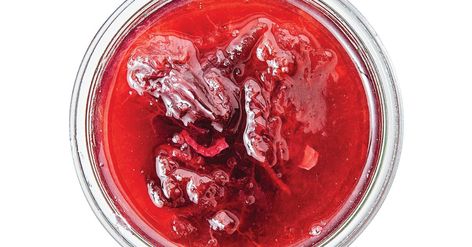 The elusive Italian plum makes a luscious, ruby-colored jam. Italian Plum Jam Recipe, Jam And Jelly Recipes, Can Peaches Recipes, Barbecue Desserts, Plum Jam Recipes, Savory Jam, Preserving Recipes, Easy Jam, Rhubarb Compote