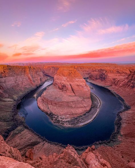 A wonderful weekend in Page. We got up to Page late Friday night and checked into @hyattplacepagelakepowell. Saturday morning we woke up bright and early for sunrise at Horseshoe Bend! Fun fact, I hadn’t been to Horseshoe Bend since 2018 (so back when it was a dirt lot) so it was interesting going back but it’s so popular for a reason, it really is a beautiful view. After sunrise we headed back to the hotel and showered and ate breakfast (their breakfast bar was on point)! Then we went to ... Breakfast Horseshoe, Horseshoe Las Vegas, Horseshoe Bend Arizona, Grand Canyon Horseshoe Bend, Cowgirl Era, Arizona Trip, Ashley I, Year Of The Snake, Lake Powell