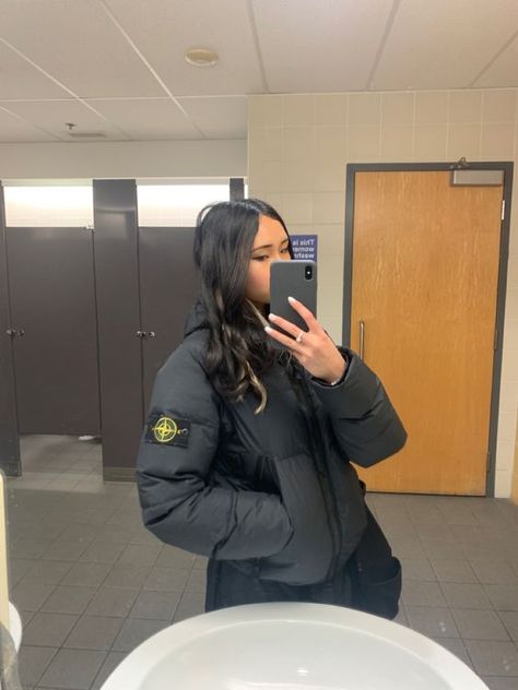 Puffer Outfit, Stone Island Jacket, Island Outfit, Winter Fit, Personal Diary, Island Girl, Photos Ideas, Stone Island, Fitness Inspo