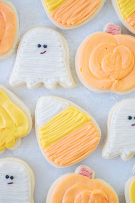 Sugar Cookie Buttercream Frosting, Candy Corn Sugar Cookies, The Best Sugar Cookie Recipe, Halloween Sugar Cookies Decorated, Best Sugar Cookie, Pumpkin Sugar Cookies, Buttercream Decorating, Best Sugar Cookie Recipe, Halloween Sugar Cookies