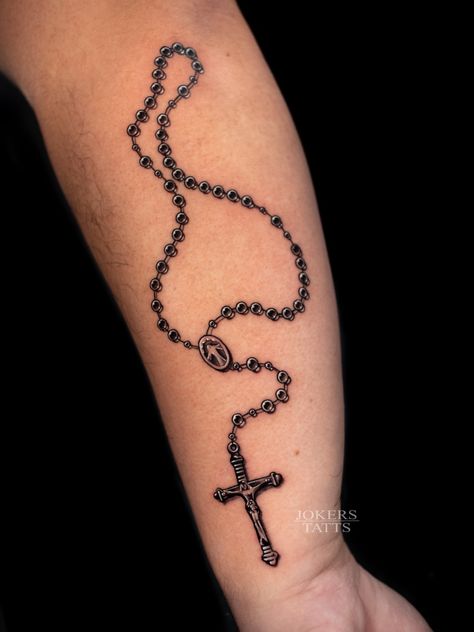 Check me out on Instagram! @jokerstatts432 Forearm Rosary Tattoo For Men, Rosary Necklace Tattoo, Rosery Tattoos Men, Rosary Tattoo For Men, Prayer Beads Tattoo, Rosary Tattoo Stencil, Rosary Beads Tattoo, Rosary Tattoo Design, Tattoo Rosary