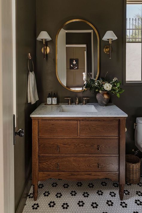 Top 5 Tips for Designing a Perfect Powder Room - Nikki's Plate Moody Bathroom, Timeless Bathroom, One Room Challenge, Big Reveal, Downstairs Bathroom, Room Challenge, Upstairs Bathrooms, Vintage Bathroom, Bathroom Renos