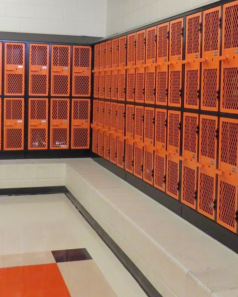 Sports Locker Room Aesthetic, Locker Room Aesthetic, Locker Room Design, Gym Locker Room, Orange Gym, Bathroom Industrial, Sports Display, Dance Nation, Steampunk Interior