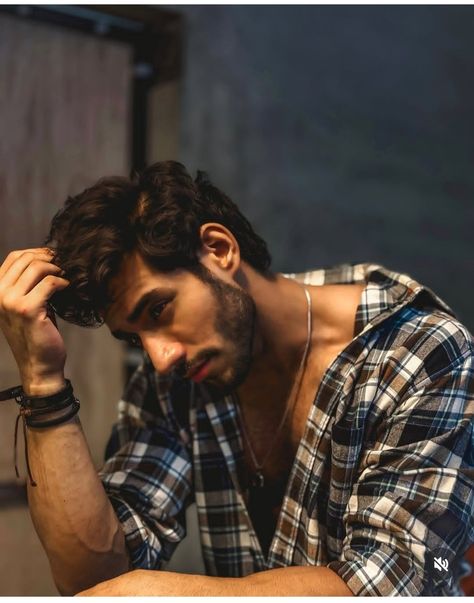 Instagram Threads, Ali Raza, Boys Dps, Guys Night, Portrait Photography Men, Pak Drama, Arab Men, Mens Casual Dress Outfits, Photo Pose For Man