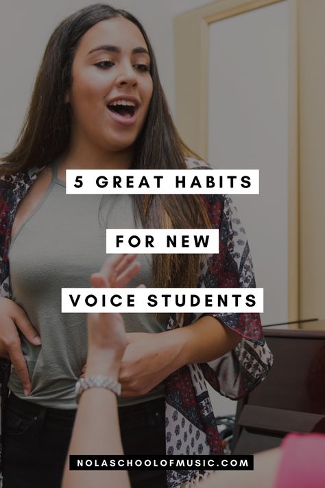 A woman singing with her voice teacher during a vocal lesson with the text "5 great habits for new voice students" Vocal Tips, Vocal Warmups, Private Teacher, Voice Lessons, Vocal Training, Vocal Lessons, Voice Coach, Voice Lesson, Developing Healthy Habits