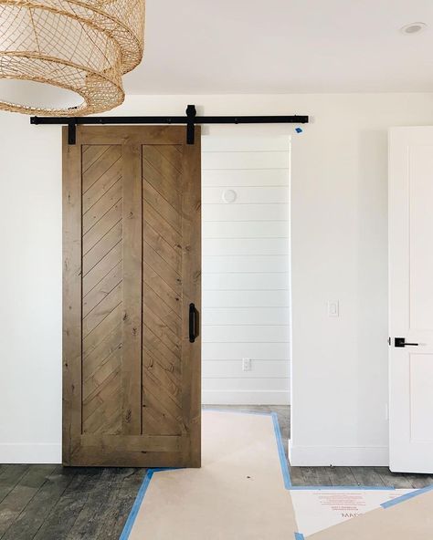 Rustica | Custom Doors + More on Instagram: “Which one’s your favorite? 1, 2, or 3?🤔 ⁠⁠ ⁠⁠ PC: @acoloradogathering💌⁠⁠ All doors are tagged!” Chevron Barn Door, Mirror Barn Door, Bathroom Barn Door, House Pantry, Wood Barn Door, Barn Door Designs, Modern Barn Door, Custom Doors, Wood Barn