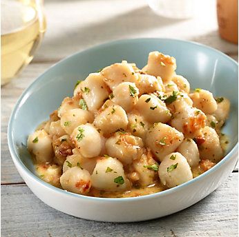 Bay Scallops in Garlic Butter by @mytexaslife Bay Scallop Recipes, Bay Scallops, Seafood Stew, Coquille Saint Jacques, Scallop Recipes, Saint Jacques, Cooking Prep, Healthy Chef, Butter Recipe