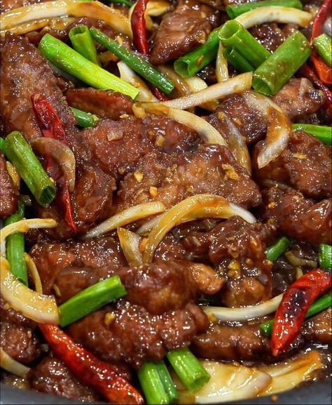 Perfectly Juicy & Tender Chinese Mongolian Beef Shank Chinese Beef Recipes, Beef Shank Recipe, Recipe For Beginners, Mongolian Beef Recipes, Beef Shank, Easy Stir Fry, Mongolian Beef, Easy Chinese Recipes, Cooking Guide