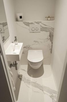 تصميم دورة مياه, Design Interior Baie, Small Downstairs Toilet, Small Bathroom Remodel Designs, White Toilet, Small Toilet Room, Bilik Air, Bad Inspiration, Downstairs Toilet