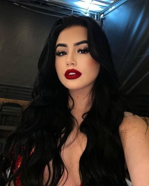 Red Lipstick Black Hair, Black Hair Red Lips Aesthetic, Makeup Looks For Black Hair, Black Outfit Red Lips, Black Hair Makeup Looks, Makeup Looks With Red Lips, Makeup Looks Valentines Day, Makeup For Red Lips, Black And Red Makeup Looks