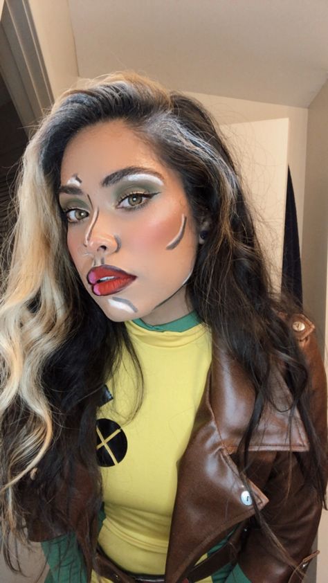 Rogue Makeup Xmen, Rogue X Men Makeup, Rogue Xmen Costume Diy, Rouge Xmen Costume, Xmen Halloween Costume Women, Rogue Cosplay Xmen, Diy Rogue Costume X Men, Rouge Costume Xmen, Rogue Costume Diy